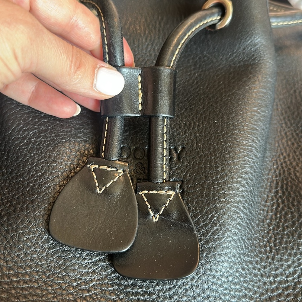 Vintage Dooney & Bourke black full grain leather bucket shoulder bag bucket bag - Picture 16 of 16